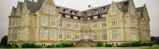 Listado de Parques y Centros Comerciales Cantabria